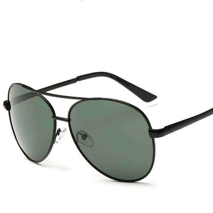 Men's Aviator Sunglasses | Lightweight Design and Classic Shape | Stylish Sun Protection