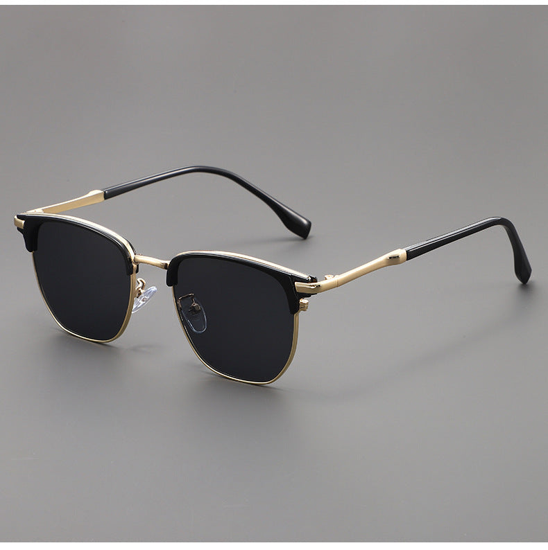 Herren Sonnenbrille | Browline-inspiriertes Design und Getönte Gläser | Zeitlos Eleganter Stil