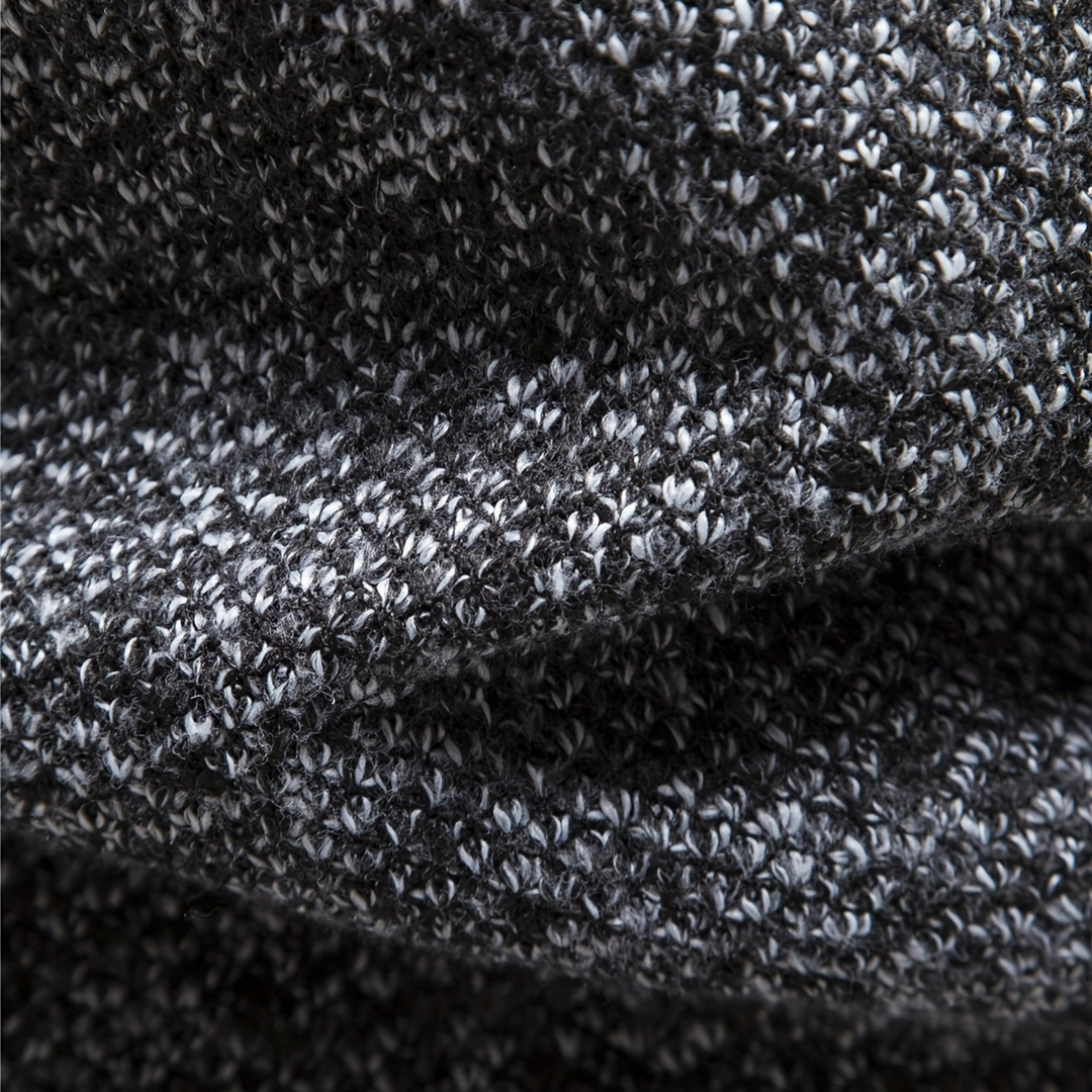 Stylish Zip Sweater – Soft & Versatile