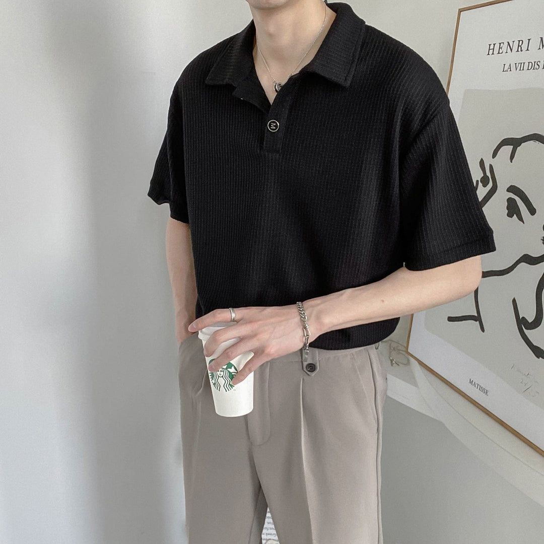 Short Sleeve Knit Shirt with Collar – Stylish & Comfortable